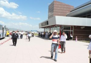 Erzurum Havalimanı 4 ayda 347 bin yolcu ağırladı